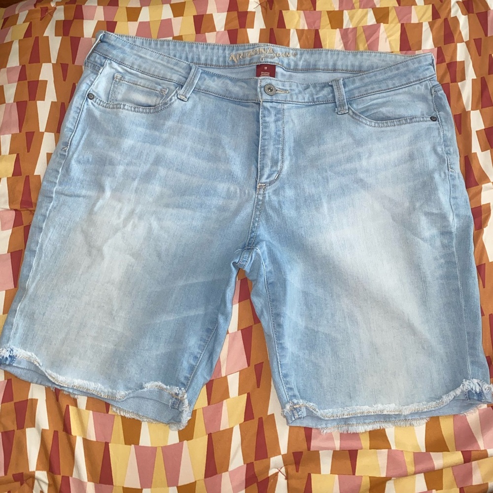 Light wash shorts
